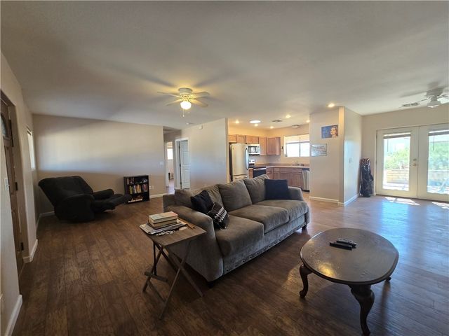 7710 E Oxbow Drive, Kingman, AZ 86401