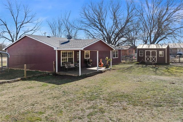 1820 W 14th Street, Sulphur, OK 73086
