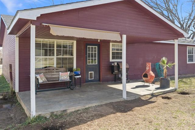 1820 W 14th Street, Sulphur, OK 73086