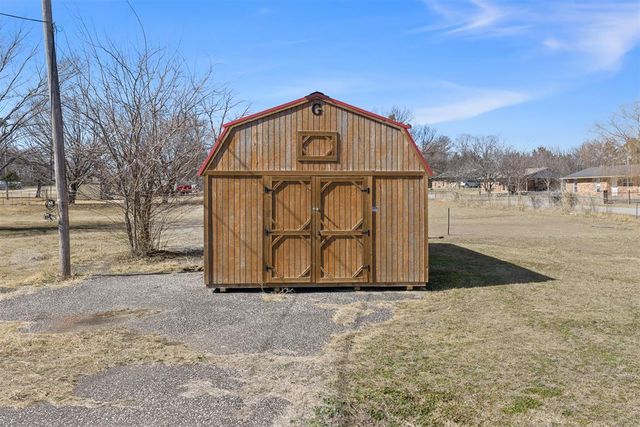 1820 W 14th Street, Sulphur, OK 73086