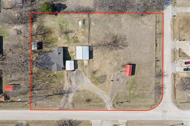 1820 W 14th Street, Sulphur, OK 73086