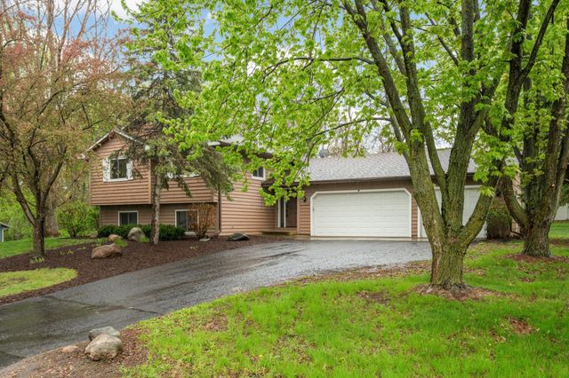 16690 Willow Lane SW, Prior Lake, MN 55372