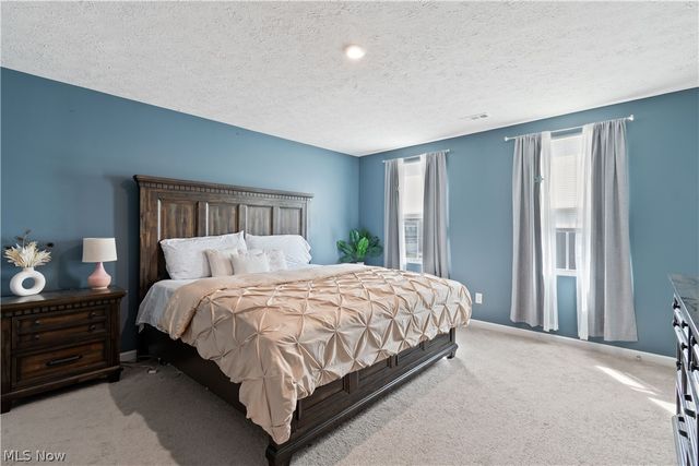 3264 Sunny Brook Drive, Akron, OH 44312