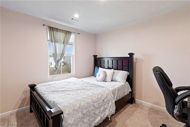 3264 Sunny Brook Drive, Akron, OH 44312