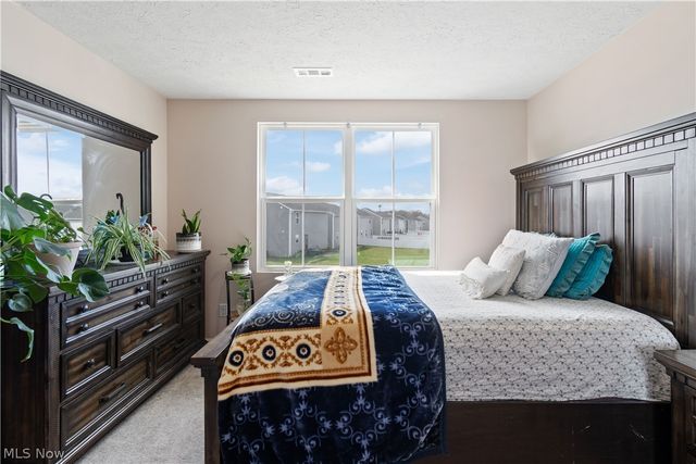 3264 Sunny Brook Drive, Akron, OH 44312