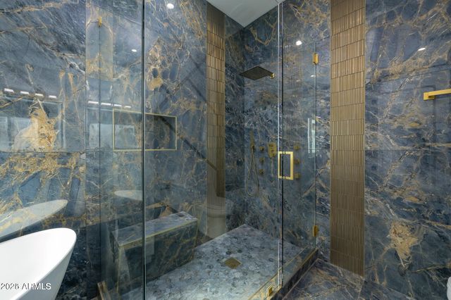 6729 N 13TH Street, Phoenix, AZ 85014