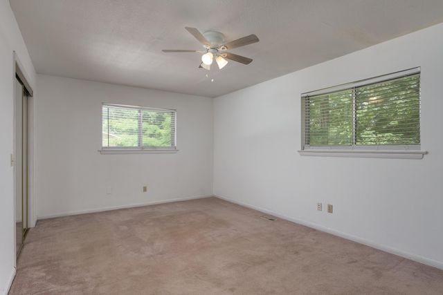 7335 Valley Lane, Hixson, TN 37343