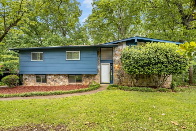 7335 Valley Lane, Hixson, TN 37343