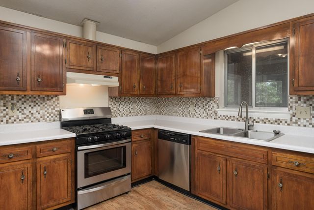 7335 Valley Lane, Hixson, TN 37343