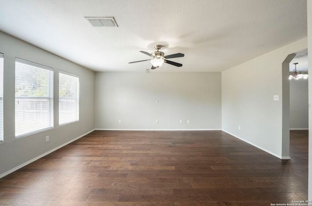 205 Rustic Acres, Selma, TX 78154