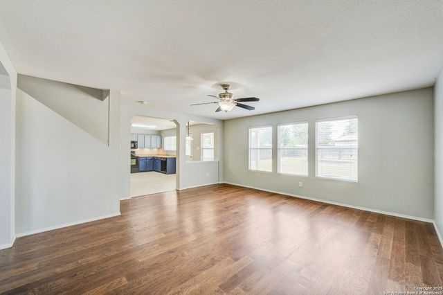 205 Rustic Acres, Selma, TX 78154