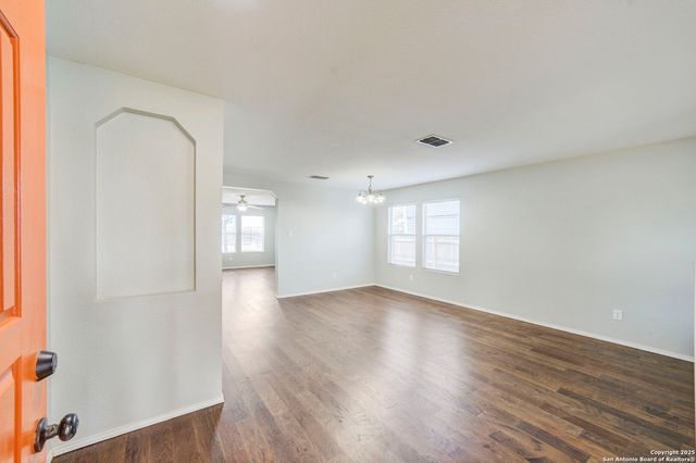 205 Rustic Acres, Selma, TX 78154