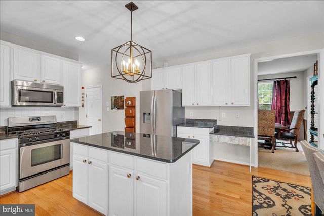 29 MIDBRIDGE DR, Medford, NJ 08055
