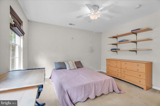 29 MIDBRIDGE DR, Medford, NJ 08055