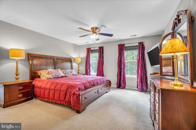 29 MIDBRIDGE DR, Medford, NJ 08055