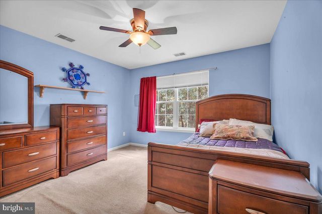 29 MIDBRIDGE DR, Medford, NJ 08055