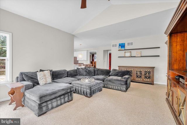 29 MIDBRIDGE DR, Medford, NJ 08055