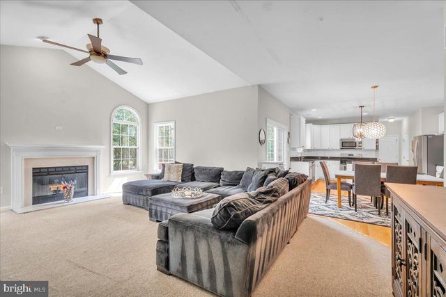 29 MIDBRIDGE DR, Medford, NJ 08055