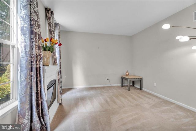 29 MIDBRIDGE DR, Medford, NJ 08055