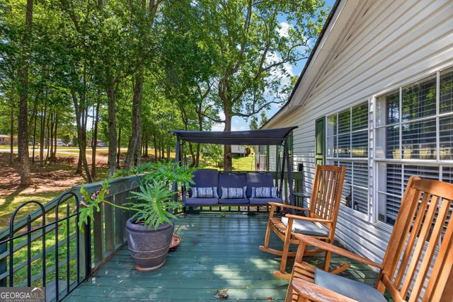 77 Hurst Mill Road N, Bremen, GA 30110