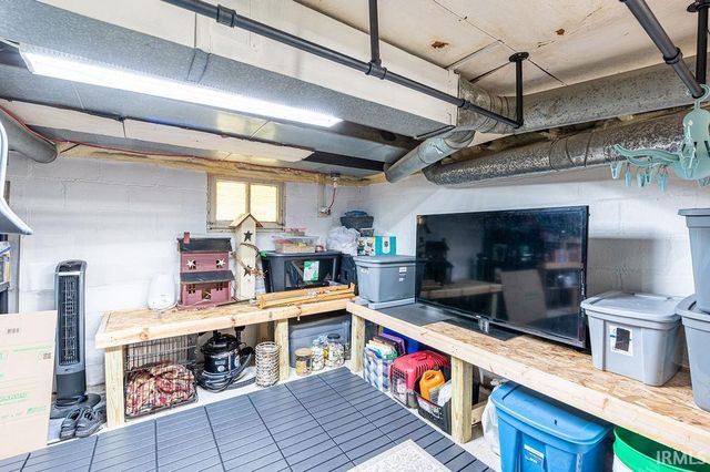 636 DIVISION Street, Huntington, IN 46750