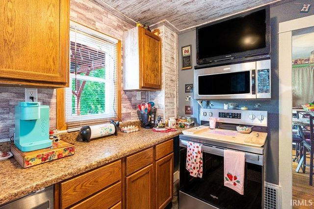 636 DIVISION Street, Huntington, IN 46750