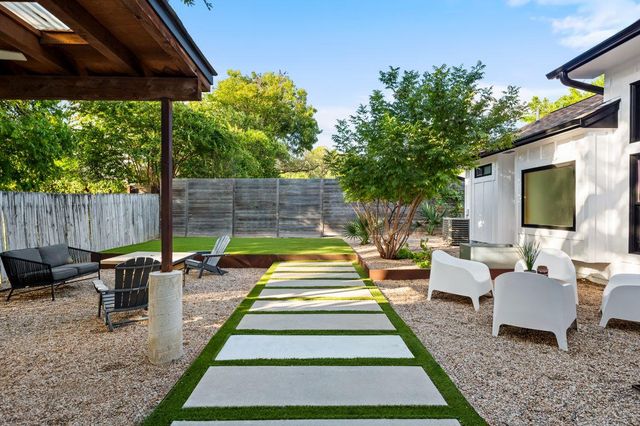 2800 Cherry LN, Austin, TX 78703