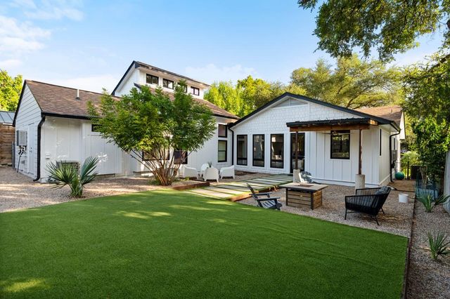 2800 Cherry LN, Austin, TX 78703