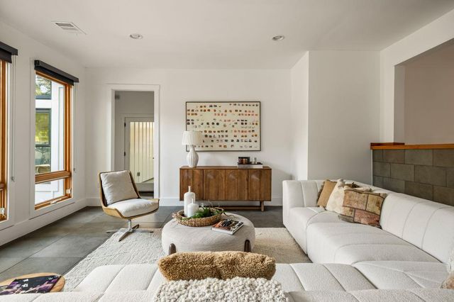 2800 Cherry LN, Austin, TX 78703