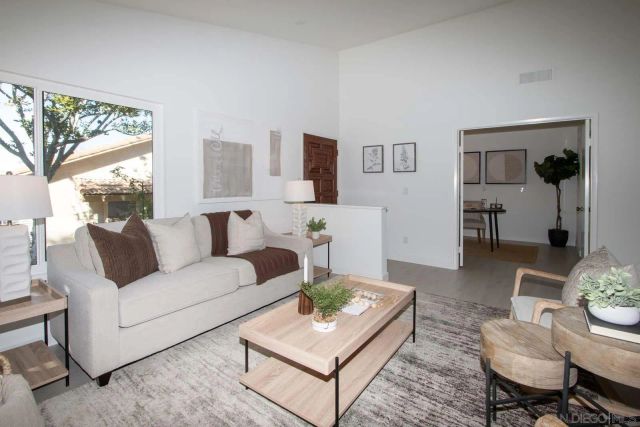 12863 Camino De La Breccia, San Diego, CA 92128