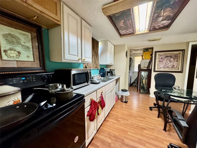 77 Westwood Drive E, Trinity, TX 75862