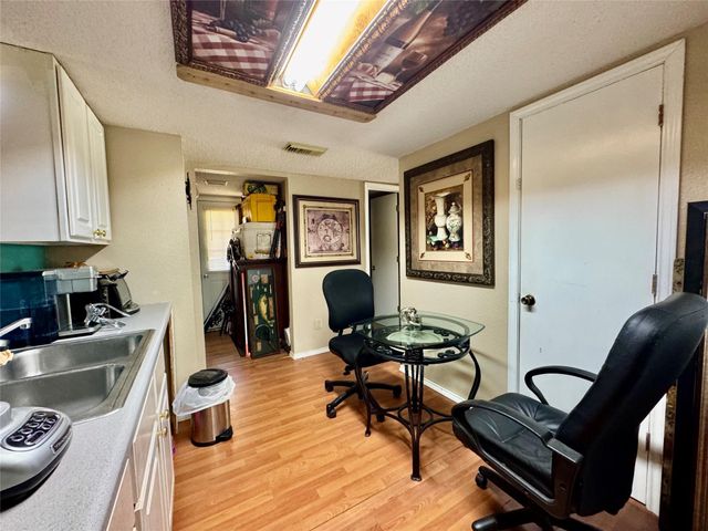 77 Westwood Drive E, Trinity, TX 75862