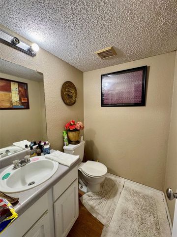 77 Westwood Drive E, Trinity, TX 75862