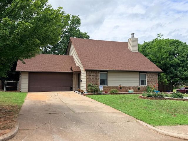 1310 Silver Maple Lane, Noble, OK 73068