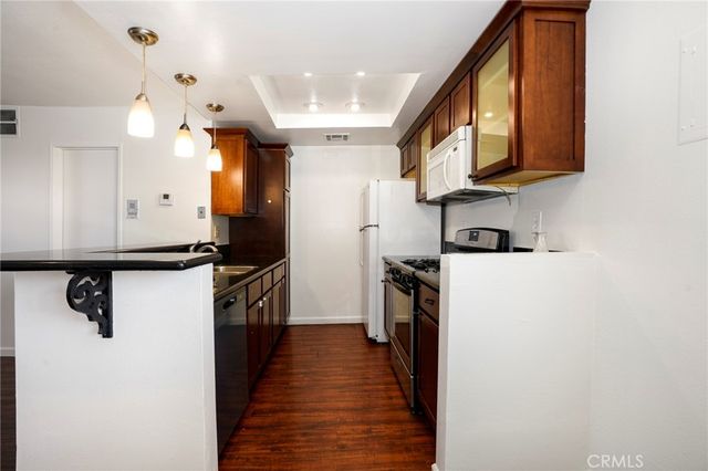 11100 Acama 13, North Hollywood, CA 91602