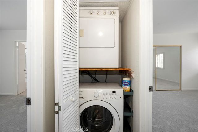 11100 Acama 13, North Hollywood, CA 91602