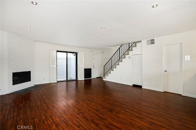 11100 Acama 13, North Hollywood, CA 91602