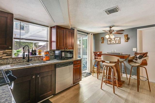 9746 LAKE CHRISE LANE, Port Richey, FL 34668