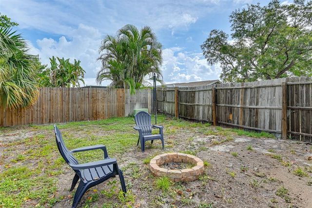 9746 LAKE CHRISE LANE, Port Richey, FL 34668