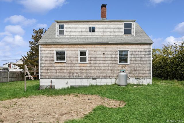 56 Inlet Road W, Hampton Bays, NY 11946