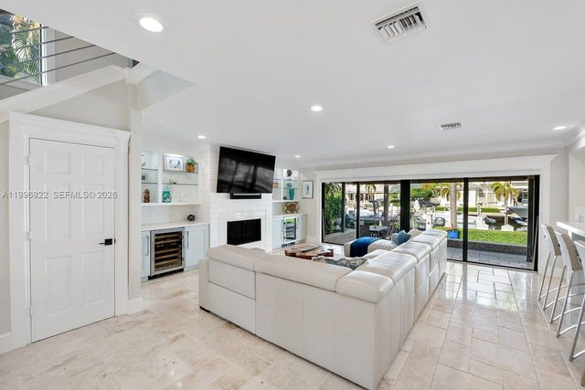 3333 NE 30th Avenue, Lighthouse Point, FL 33064
