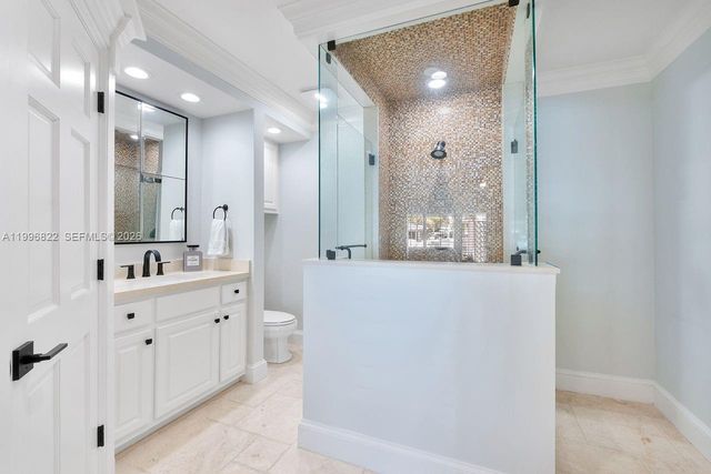 3333 NE 30th Avenue, Lighthouse Point, FL 33064