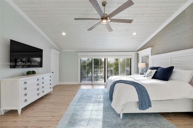 3333 NE 30th Avenue, Lighthouse Point, FL 33064