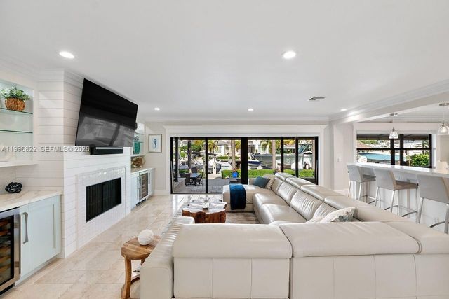3333 NE 30th Avenue, Lighthouse Point, FL 33064