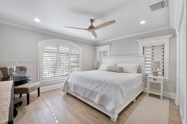 3333 NE 30th Avenue, Lighthouse Point, FL 33064