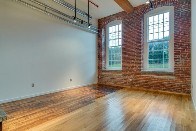 1350 Rosa L Parks Blvd Apt 239, Nashville, TN 37208