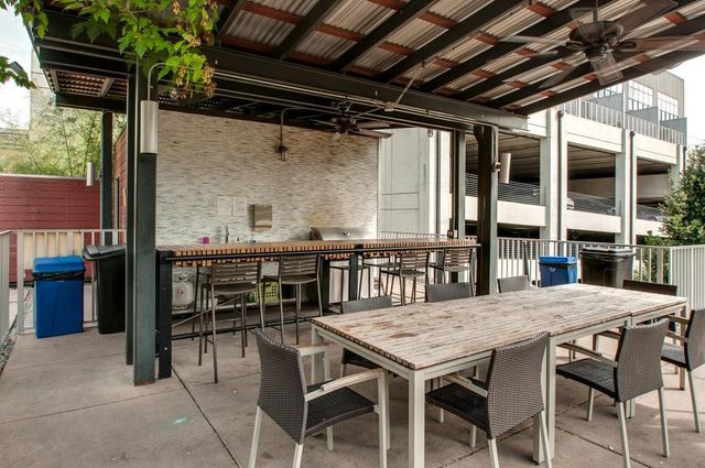 1350 Rosa L Parks Blvd Apt 239, Nashville, TN 37208