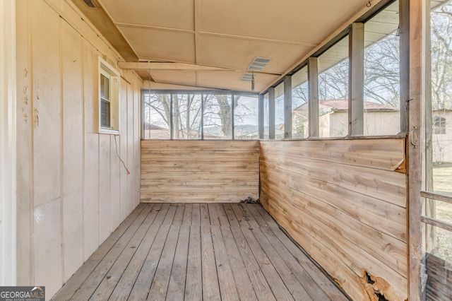 42 E Georgia Avenue, Emerson, GA 30137