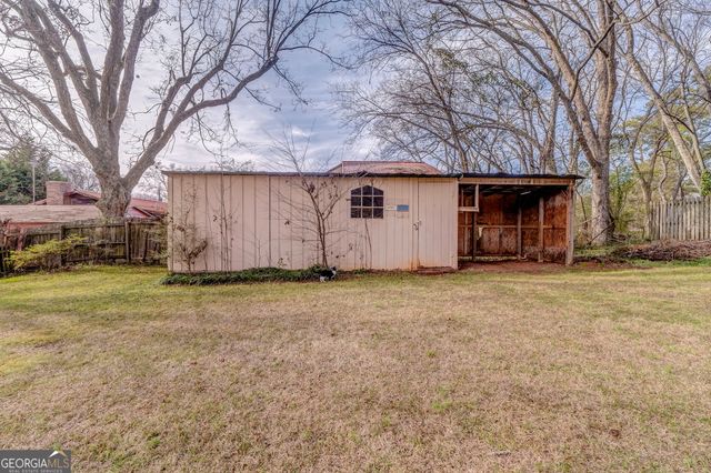 42 E Georgia Avenue, Emerson, GA 30137