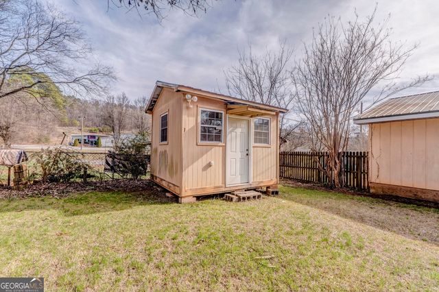 42 E Georgia Avenue, Emerson, GA 30137